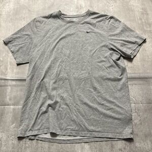 The Nike Tee Dri Fit Mens Athletic Workout Black Swoosh T-Shirt Gray Large